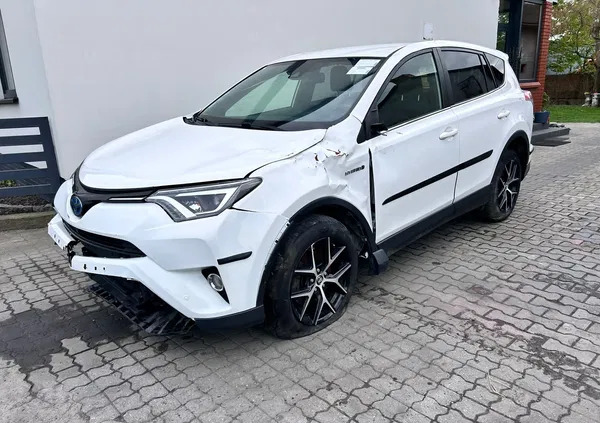 toyota konin Toyota RAV4 cena 43900 przebieg: 82000, rok produkcji 2017 z Konin